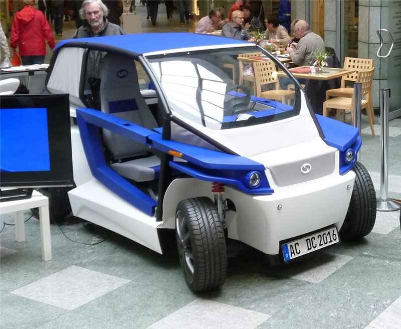 Автомобиль С16 на международной выставке EuroMold во Франкфурте